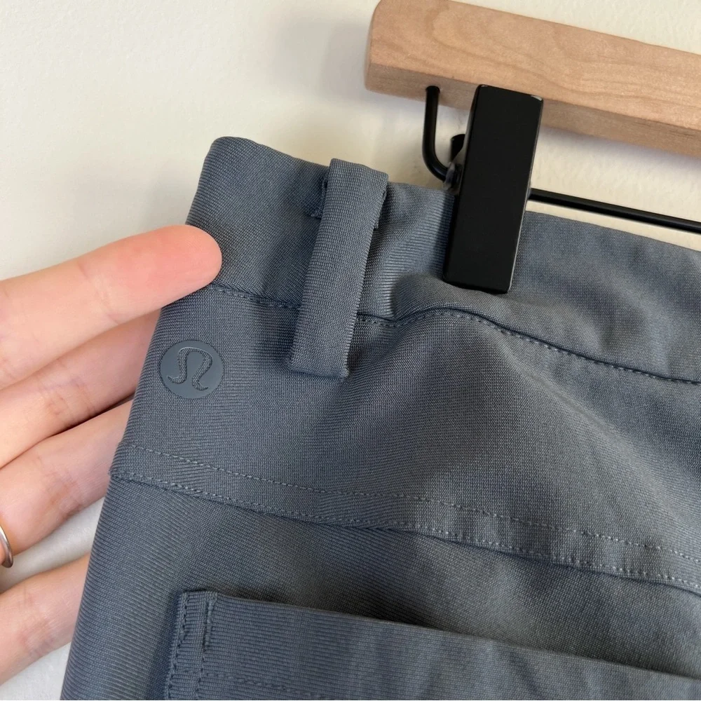 Lululemon Mens Fog Horn Gray 34